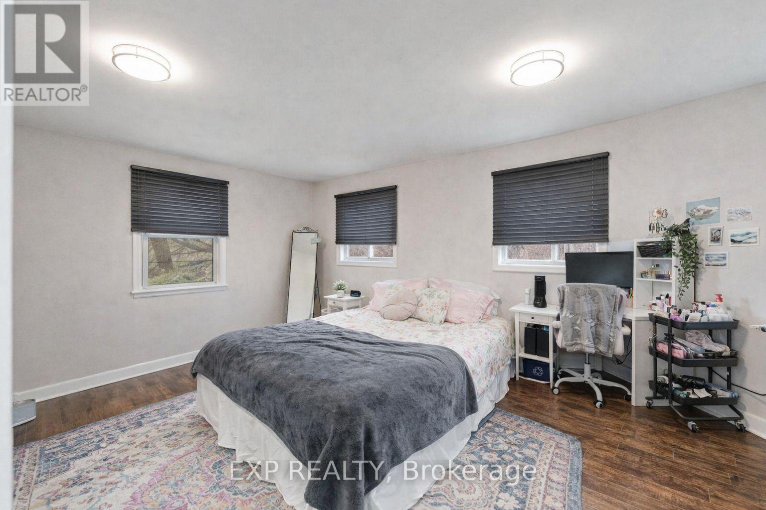 16 Ainslie Avenue, Hamilton, Ontario  L8S 2J3 - Photo 9 - X13103558