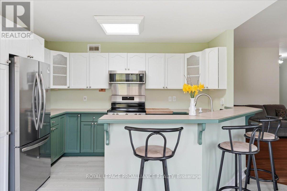 2425 Wallbridge Loyalist Road, Quinte West, Ontario  K0K 2B0 - Photo 10 - X13103936