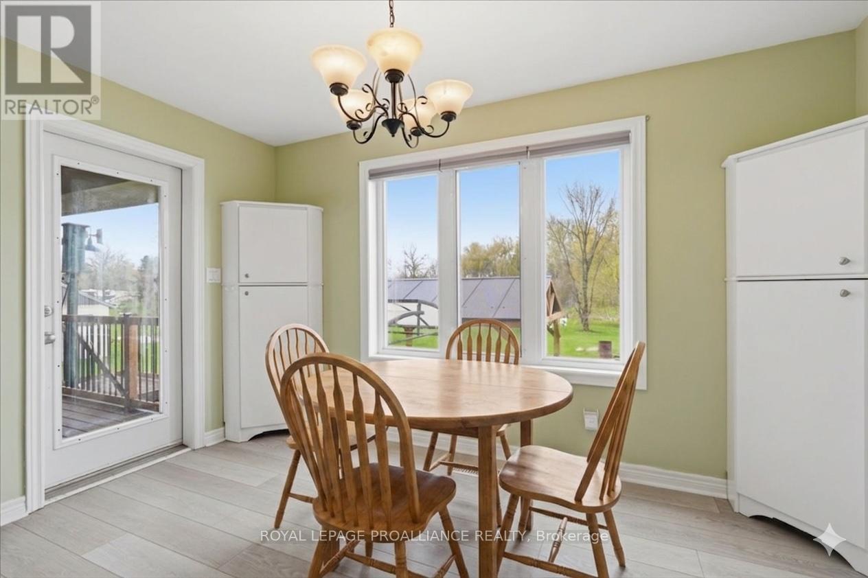 2425 Wallbridge Loyalist Road, Quinte West, Ontario  K0K 2B0 - Photo 13 - X13103936