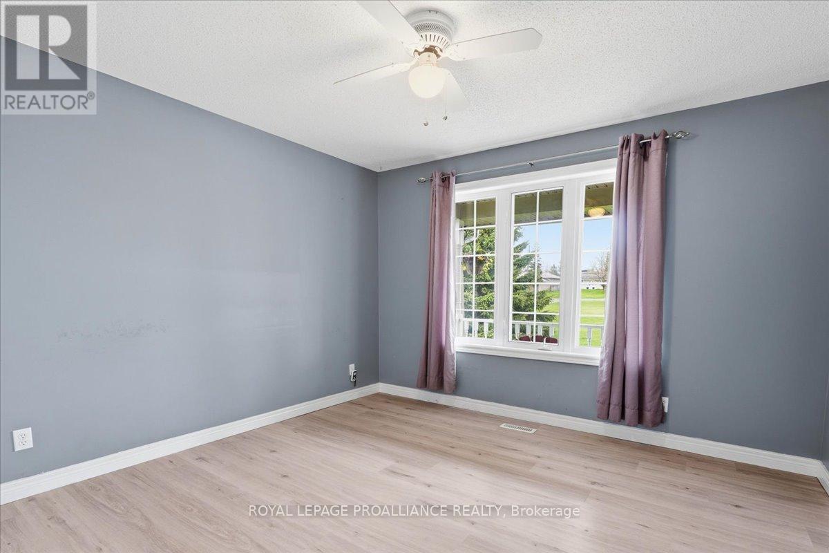 2425 Wallbridge Loyalist Road, Quinte West, Ontario  K0K 2B0 - Photo 16 - X13103936