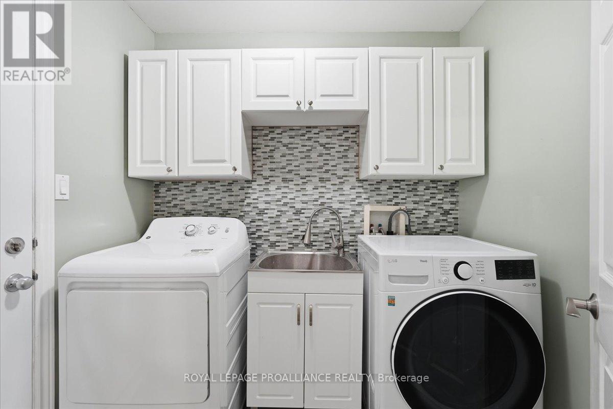 2425 Wallbridge Loyalist Road, Quinte West, Ontario  K0K 2B0 - Photo 23 - X13103936