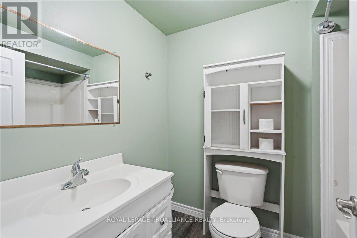 2425 Wallbridge Loyalist Road, Quinte West, Ontario  K0K 2B0 - Photo 27 - X13103936