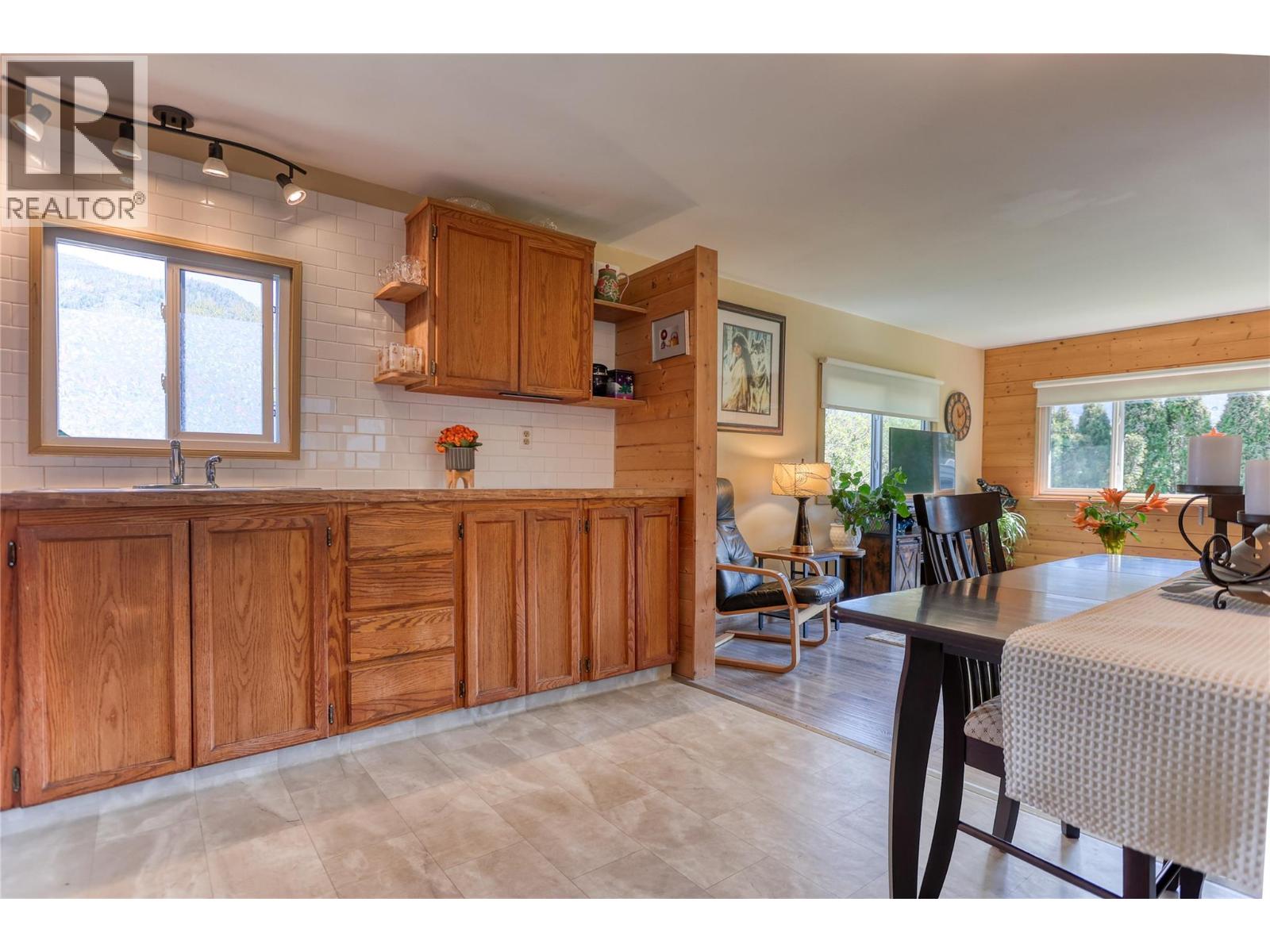 1554 Granite Road Unit# 39, Nelson, British Columbia  V1L 6P1 - Photo 6 - 10384735
