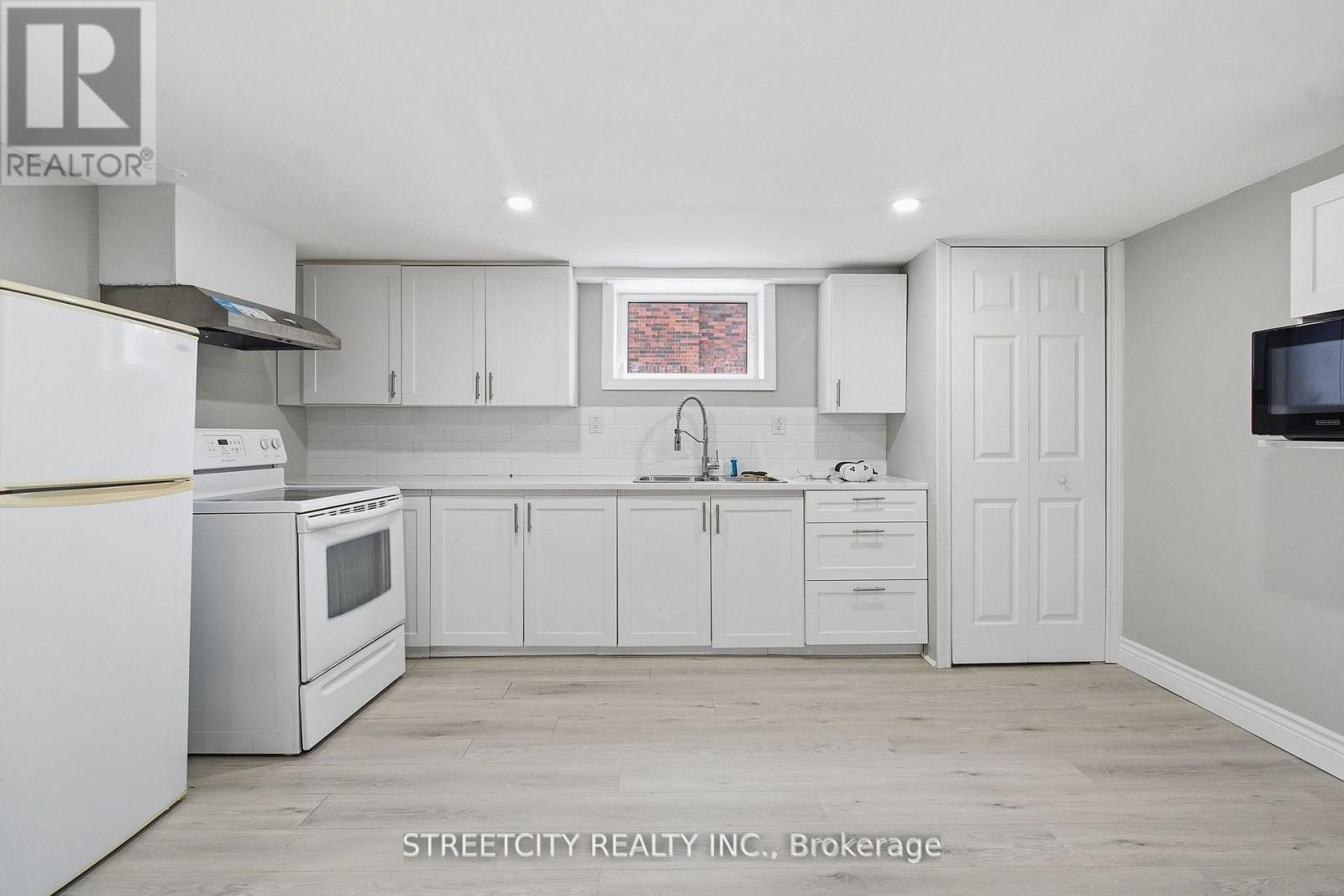 437 Charlotte Street, London East, Ontario  N5W 4A5 - Photo 35 - X13103804
