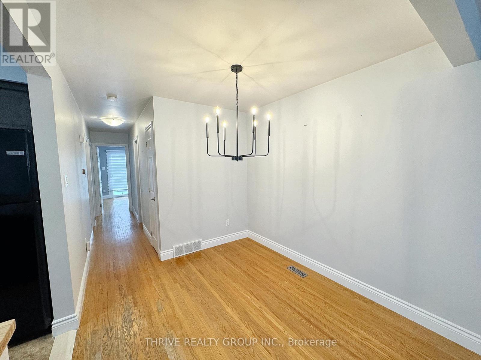 1319 Springbank Avenue, London South, Ontario  N6K 1Z9 - Photo 6 - X13103924