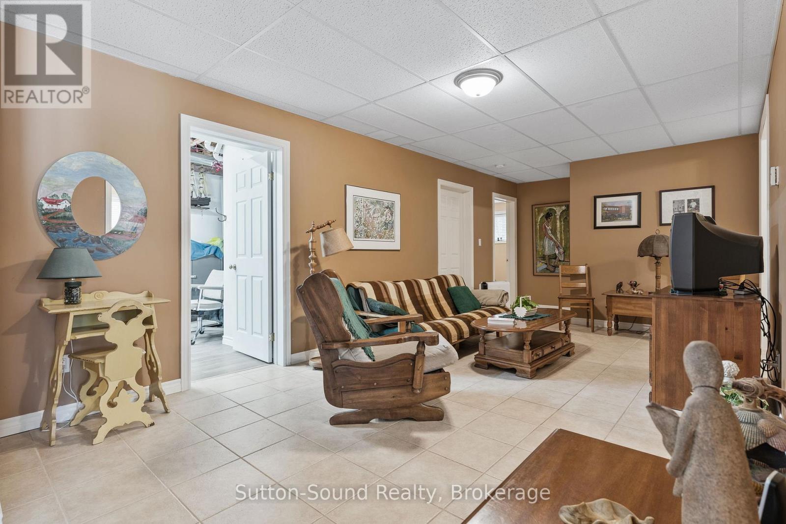 1215 Sunset Drive, South Bruce Peninsula, Ontario  N0H 1X0 - Photo 6 - X13103568