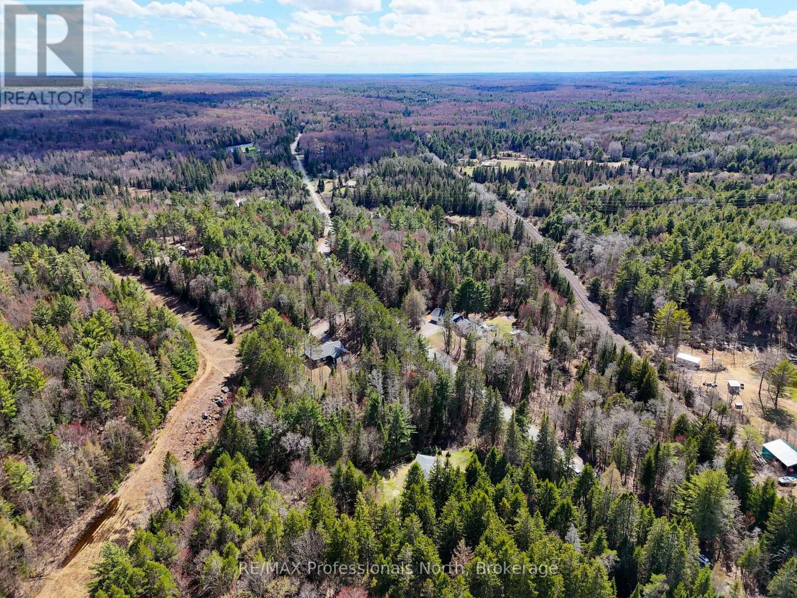 2253 Lone Pine Drive, Huntsville, Ontario  P0B 1L0 - Photo 27 - X13103630