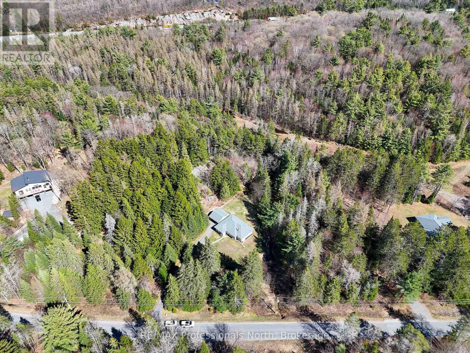 2253 Lone Pine Drive, Huntsville, Ontario  P0B 1L0 - Photo 4 - X13103630