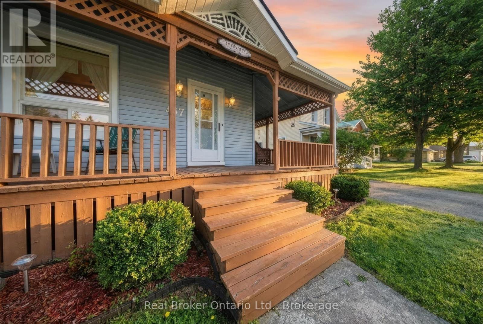 457 Elma Street W, North Perth, Ontario  N4W 1W2 - Photo 5 - X13103718