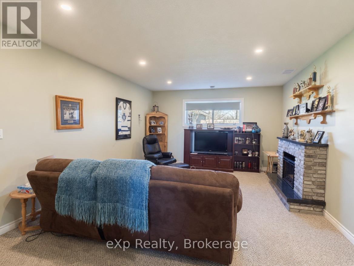 133 William Street, West Grey, Ontario  N0G 2M0 - Photo 14 - X13103738