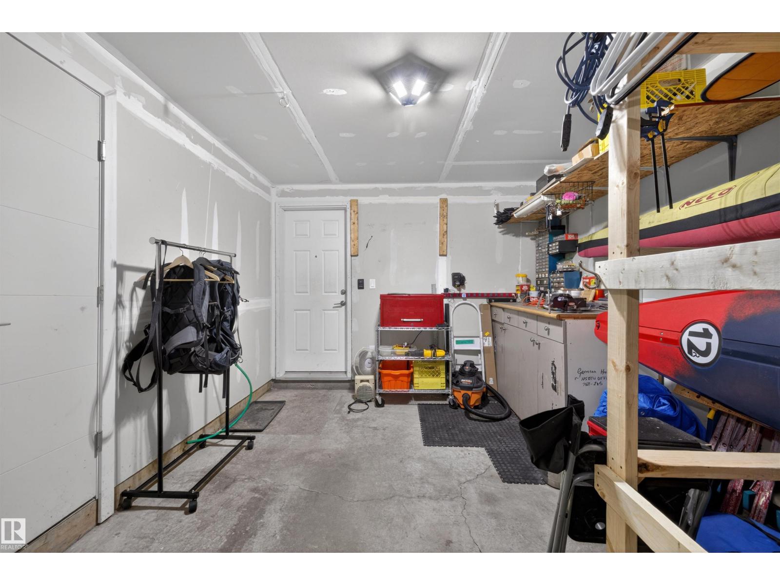 #8 2560 Pegasus Bv Nw, Edmonton, Alberta  T5E 6V4 - Photo 32 - E4486630