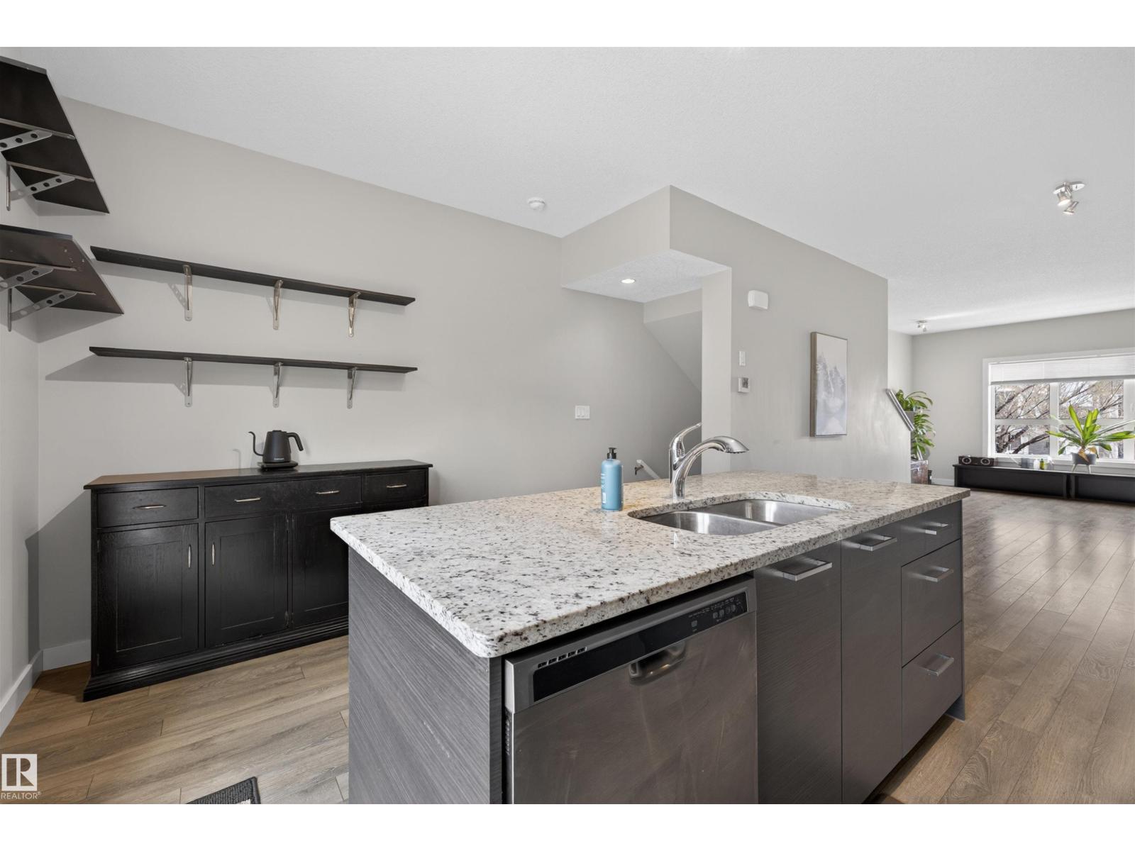 #8 2560 Pegasus Bv Nw, Edmonton, Alberta  T5E 6V4 - Photo 7 - E4486630