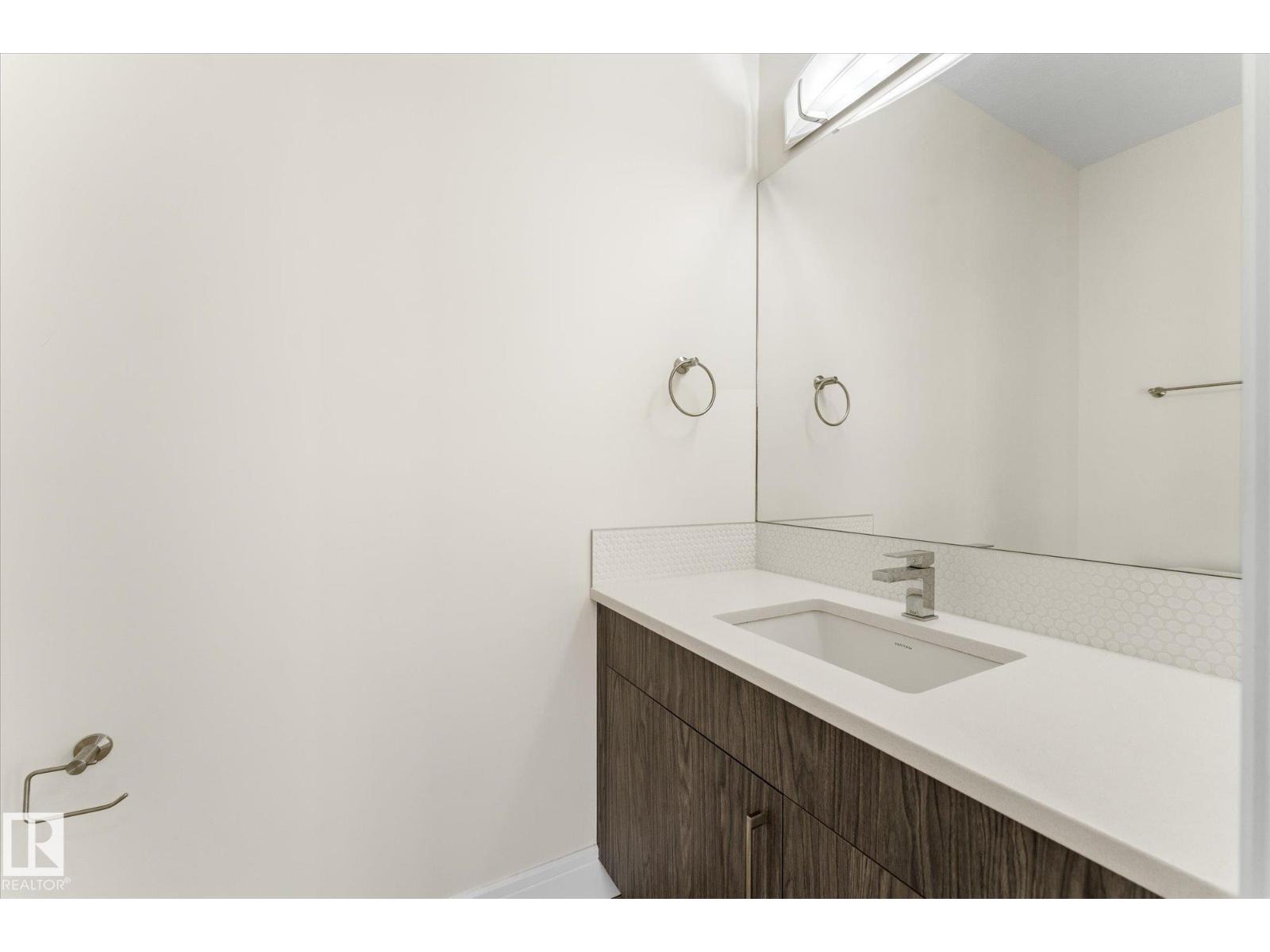 14914 108 Av Nw, Edmonton, Alberta  T5P 1L8 - Photo 31 - E4486635