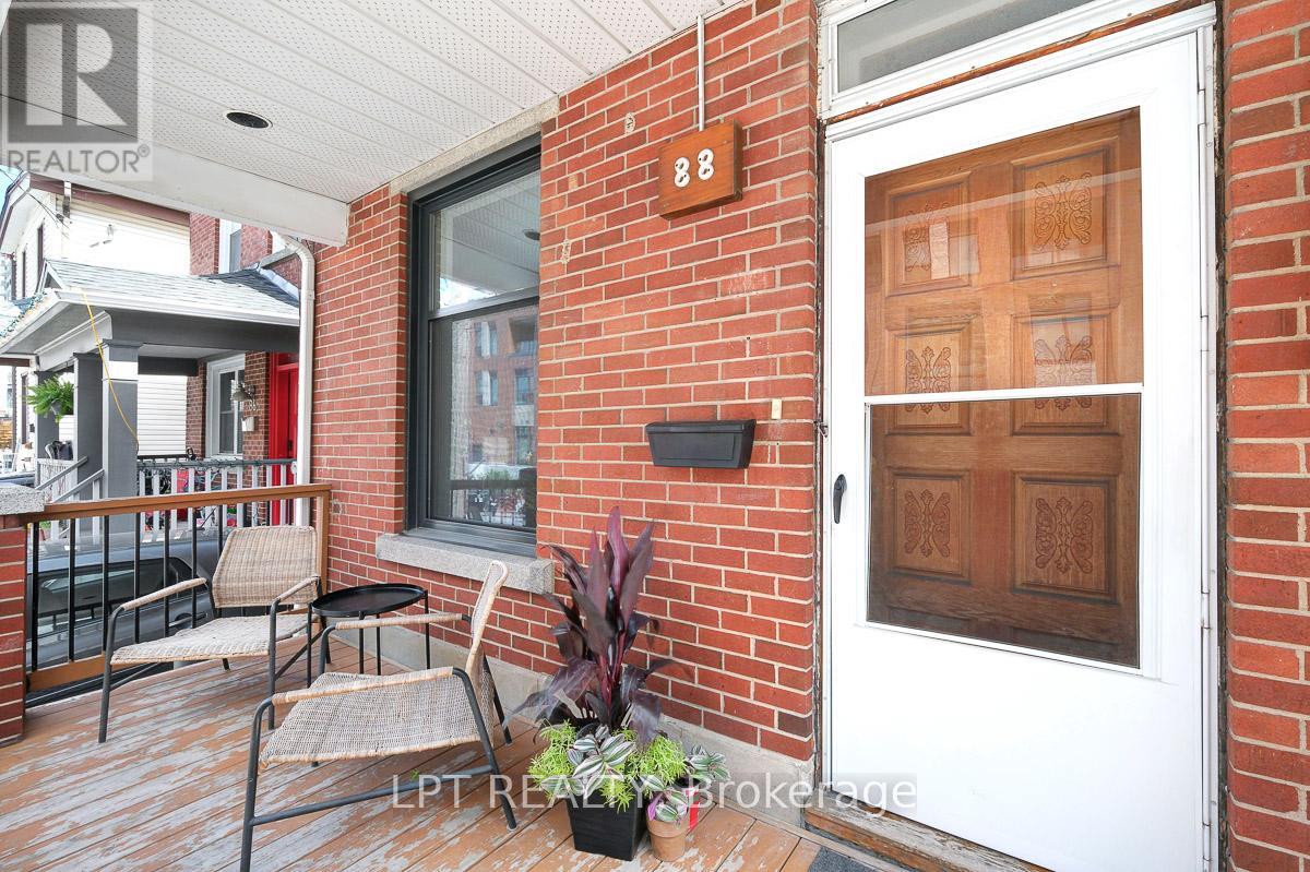 88 Norman Street, Ottawa, Ontario  K1S 3K6 - Photo 2 - X13103694