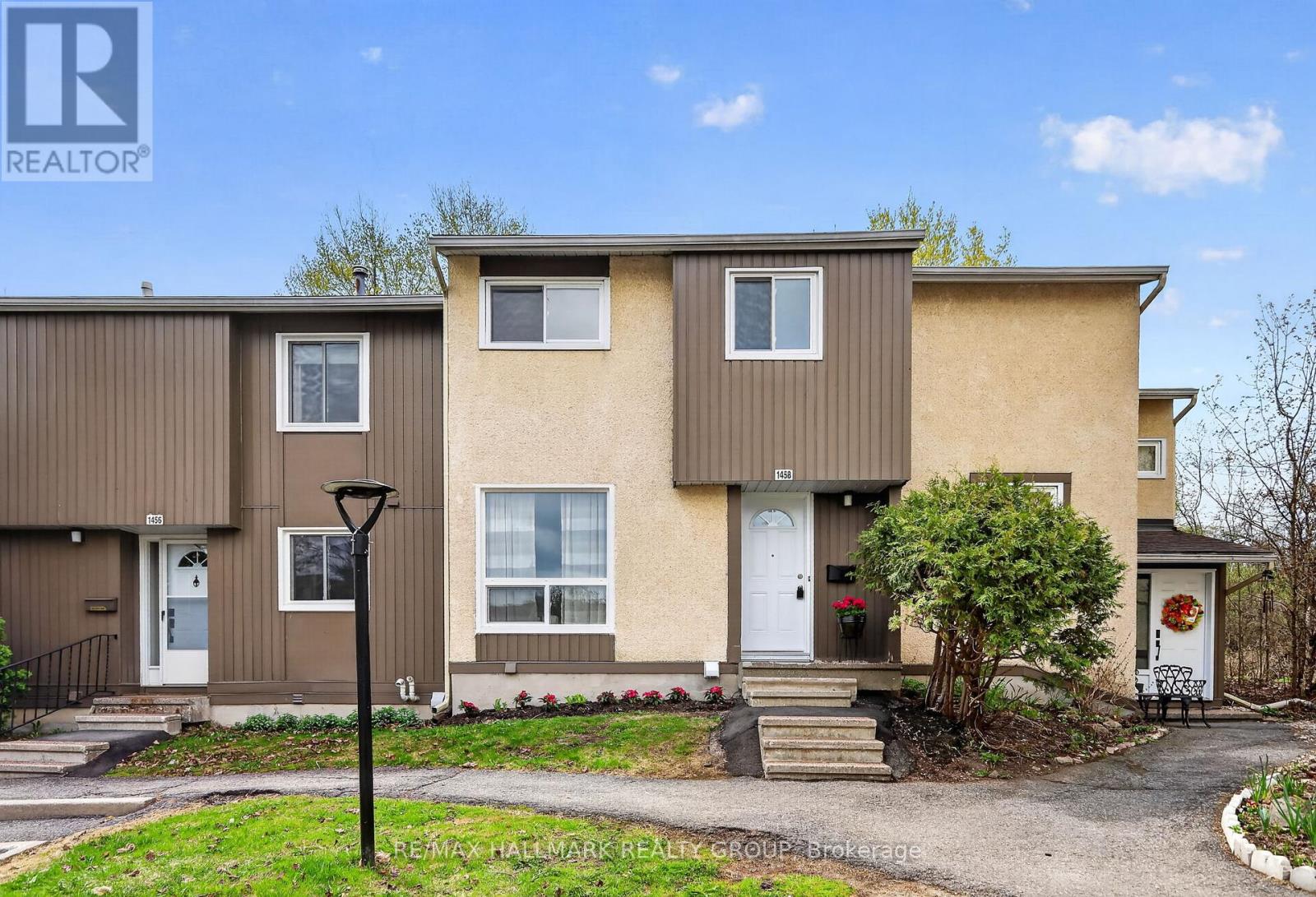 1458 Lassiter Terrace, Ottawa, Ontario  K1J 8N3 - Photo 1 - X13103742