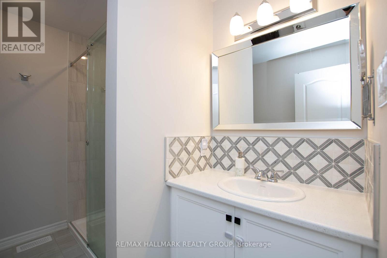 625 Crevier Walk, Ottawa, Ontario  K1W 0M5 - Photo 20 - X13103744