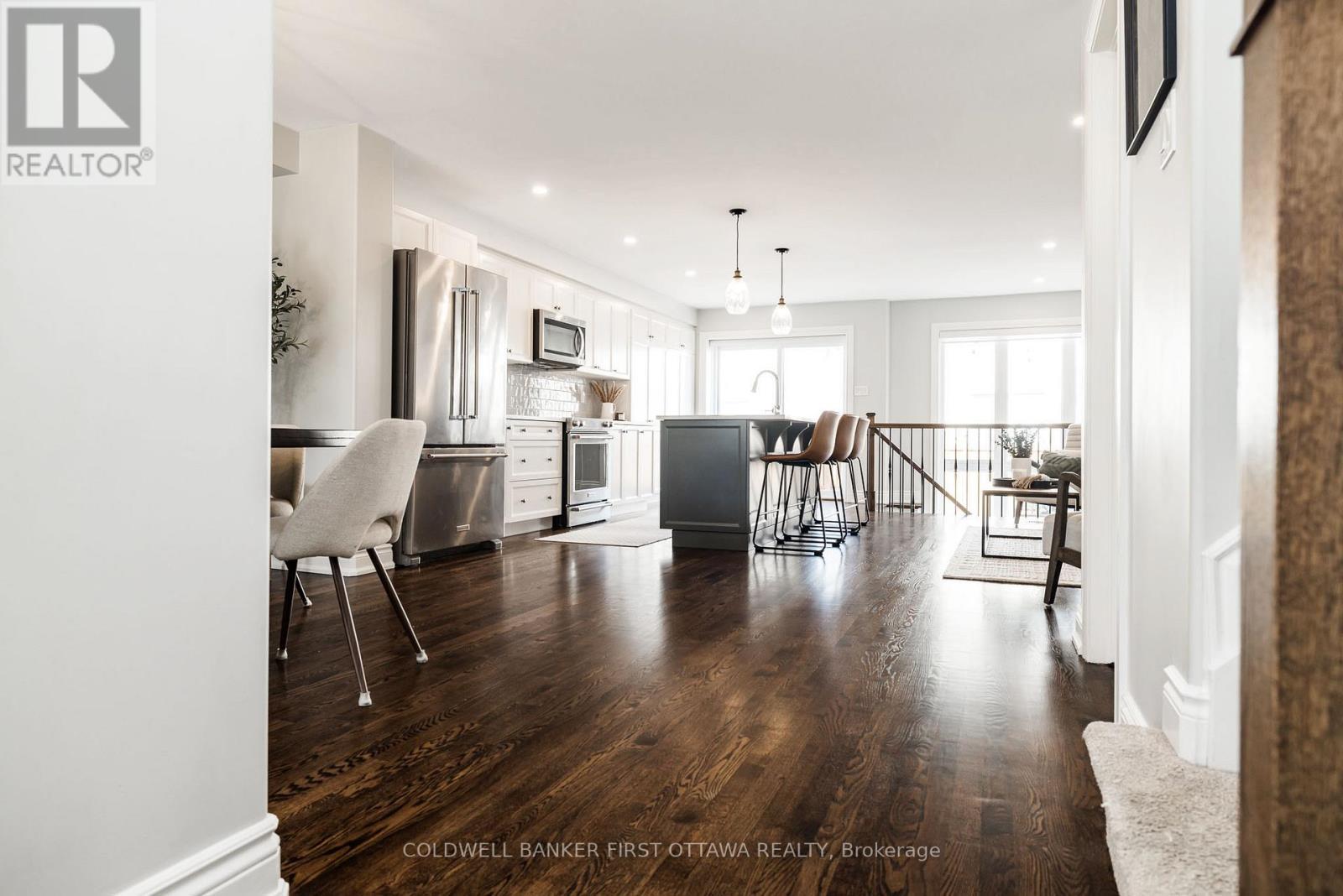 217 Purchase Crescent, Ottawa, Ontario  K2S 2L8 - Photo 8 - X13103796