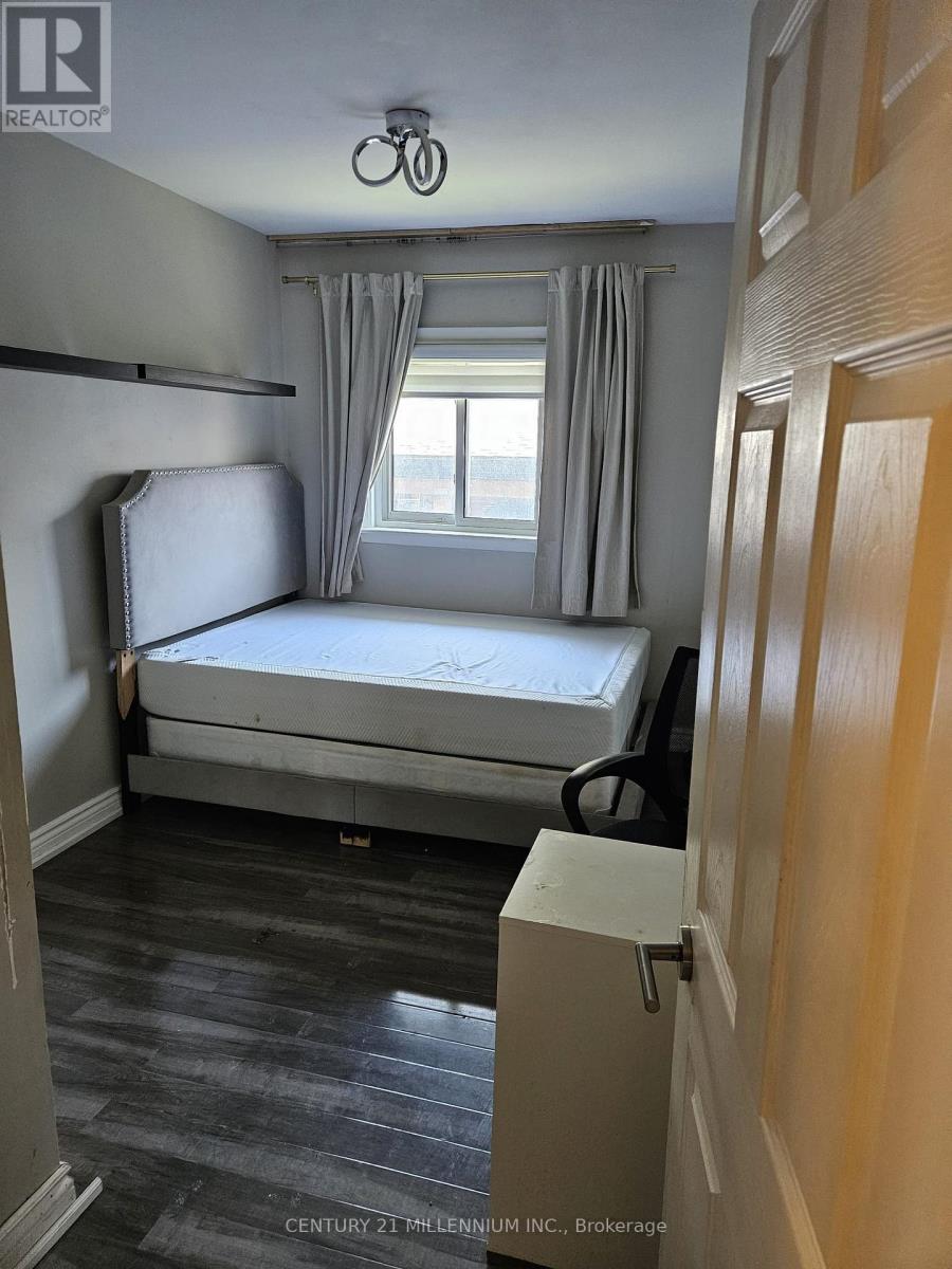 9 Tralee Avenue, Toronto, Ontario  M1G 3E3 - Photo 10 - E13069330