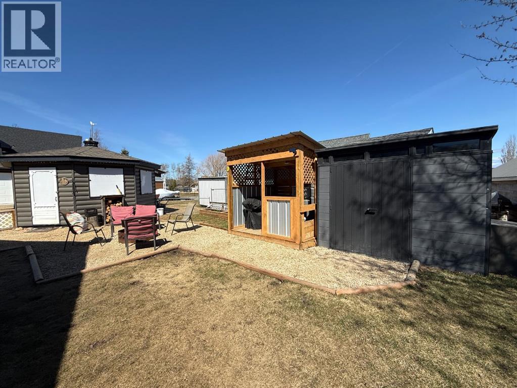 11, 160 Peace River Avenue, Joussard, Alberta  T0G 1J0 - Photo 21 - A2309034