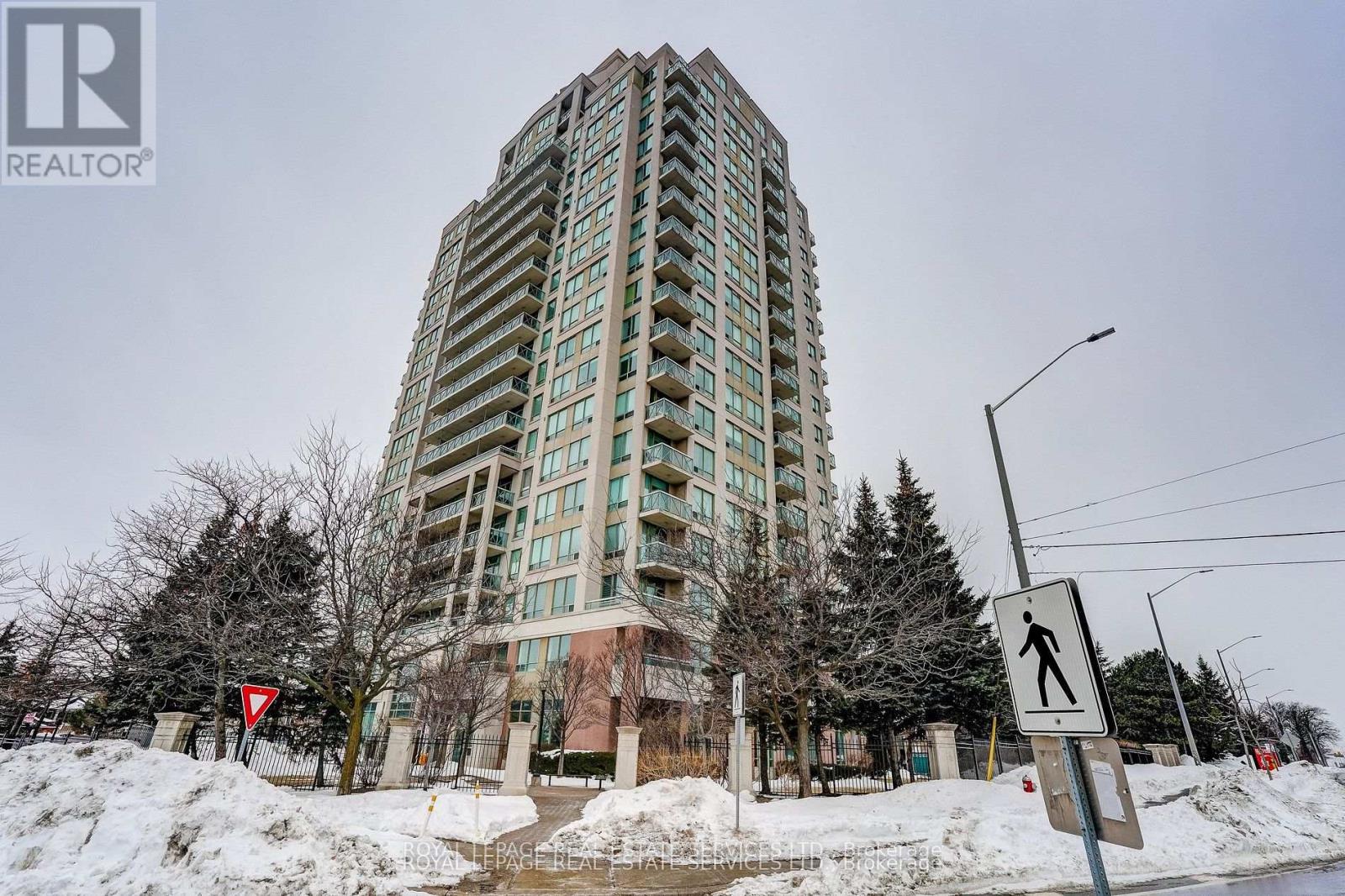 1106 - 1359 Rathburn Road, Mississauga, Ontario  L4W 5P7 - Photo 4 - W13091744