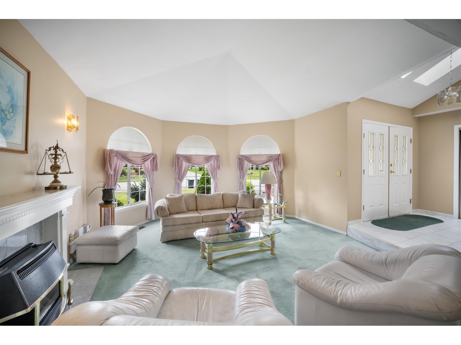 14076 86a Avenue, Surrey, British Columbia  V3W 0V9 - Photo 5 - R3116047