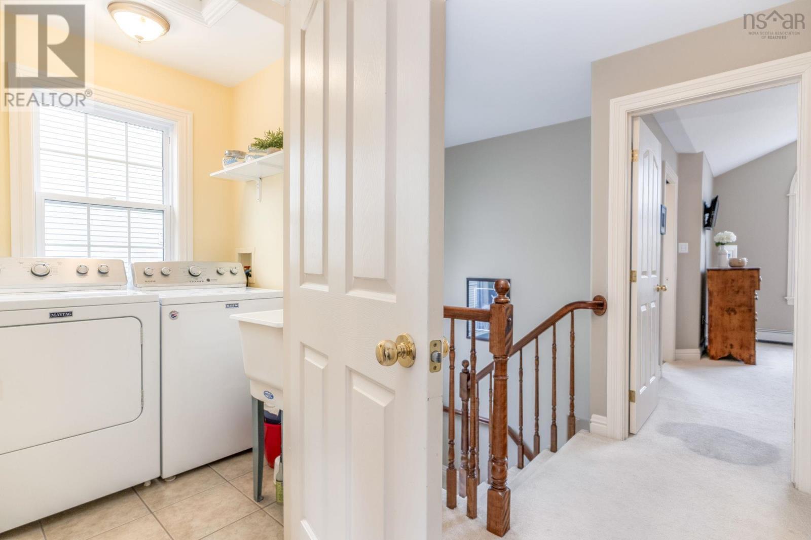 27 Fleetview Drive, Halifax, Nova Scotia  B3M 4W1 - Photo 38 - 202610269