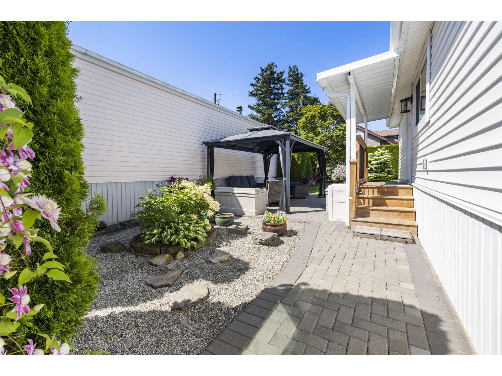 23 45640 Watson Road, Garrison Crossing, Chilliwack, British Columbia  V2R 3P9 - Photo 3 - R3120500