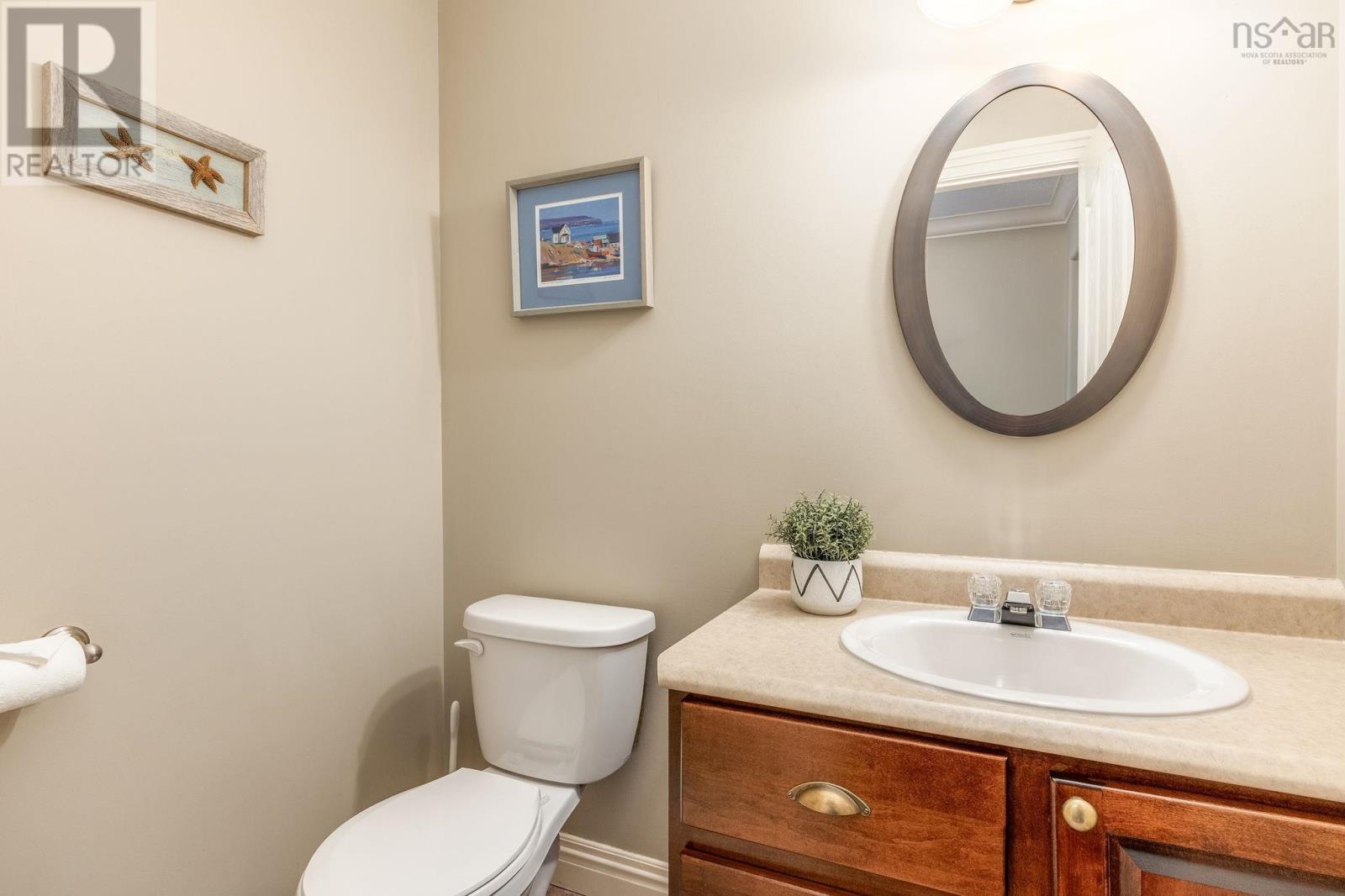27 Fleetview Drive, Halifax, Nova Scotia  B3M 4W1 - Photo 10 - 202610269