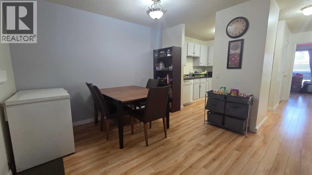 318, 10120 Brookpark Boulevard Sw, Calgary, Alberta  T2W 3G3 - Photo 3 - A2281973
