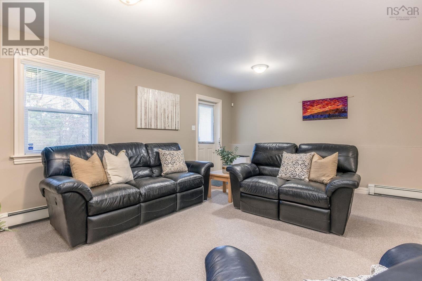 27 Fleetview Drive, Halifax, Nova Scotia  B3M 4W1 - Photo 44 - 202610269