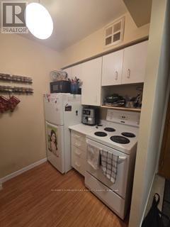 1917 - 44 St Joseph Street, Toronto, Ontario  M4Y 2W4 - Photo 4 - C13103594