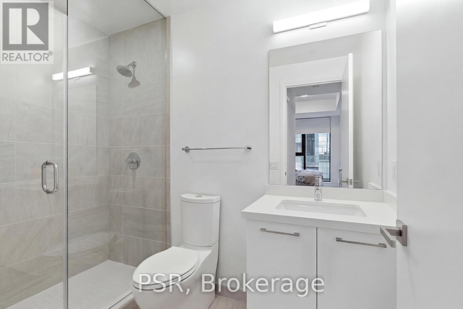 Th12 - 33 Frederick Todd Way, Toronto, Ontario  M4G 0C9 - Photo 11 - C13103680