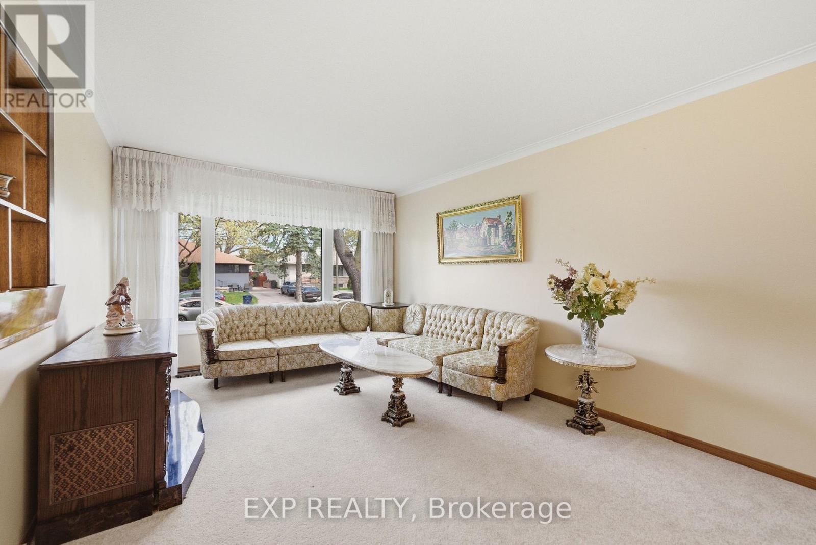 23 Pynford Crescent, Toronto, Ontario  M3A 1W7 - Photo 4 - C13103802