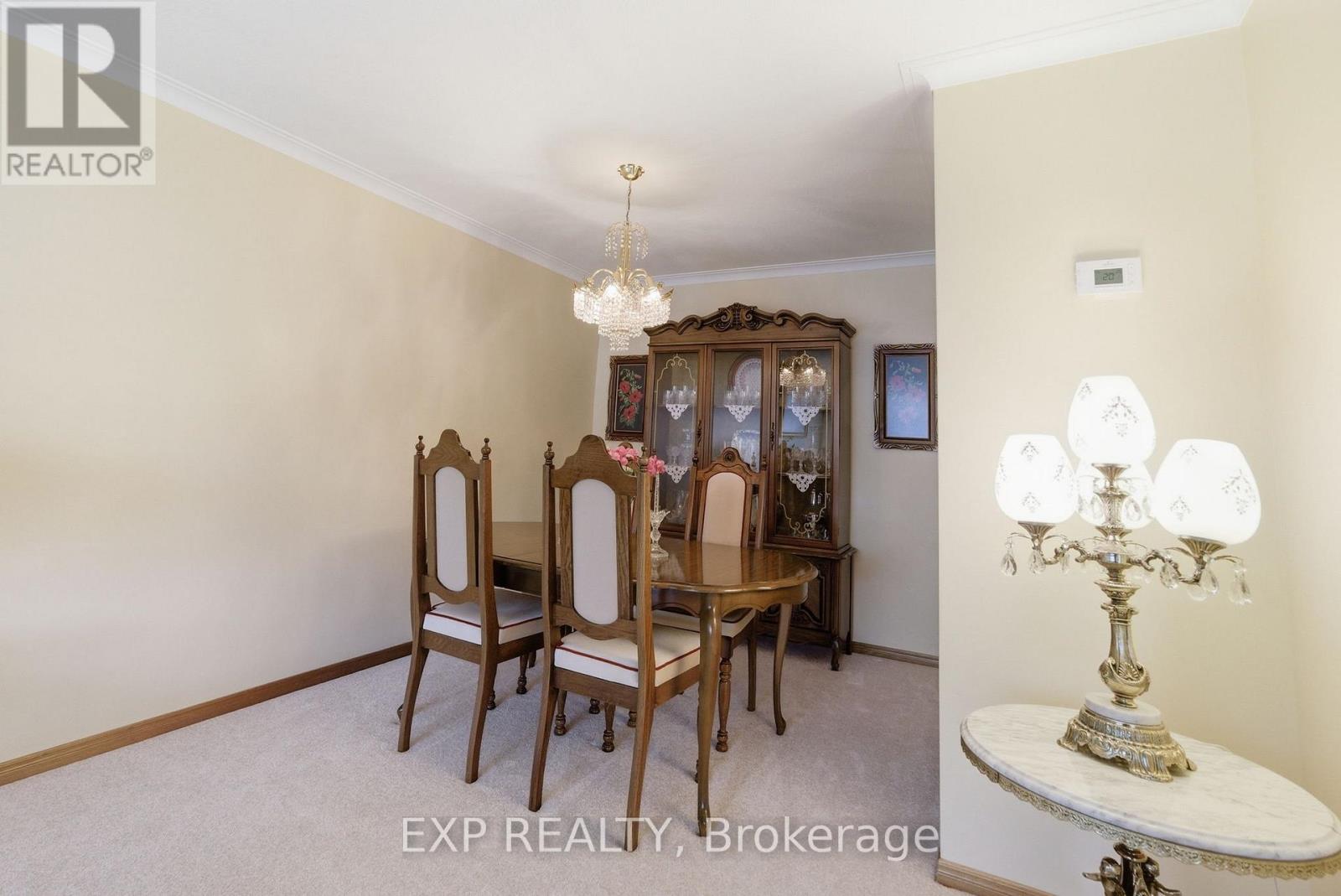 23 Pynford Crescent, Toronto, Ontario  M3A 1W7 - Photo 7 - C13103802