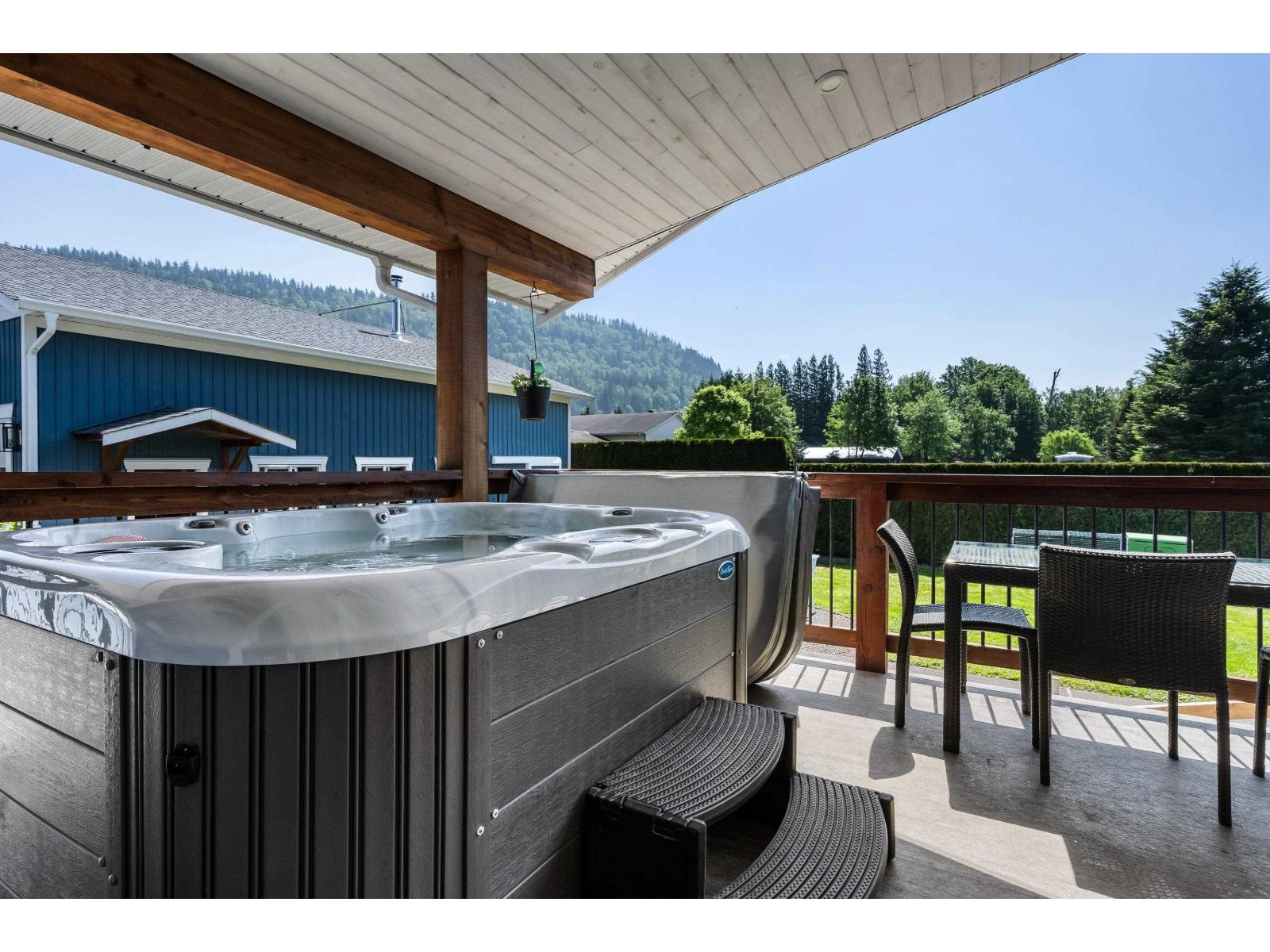 6352 Golf Road, Agassiz, Agassiz, British Columbia  V0M 1A3 - Photo 30 - R3121277