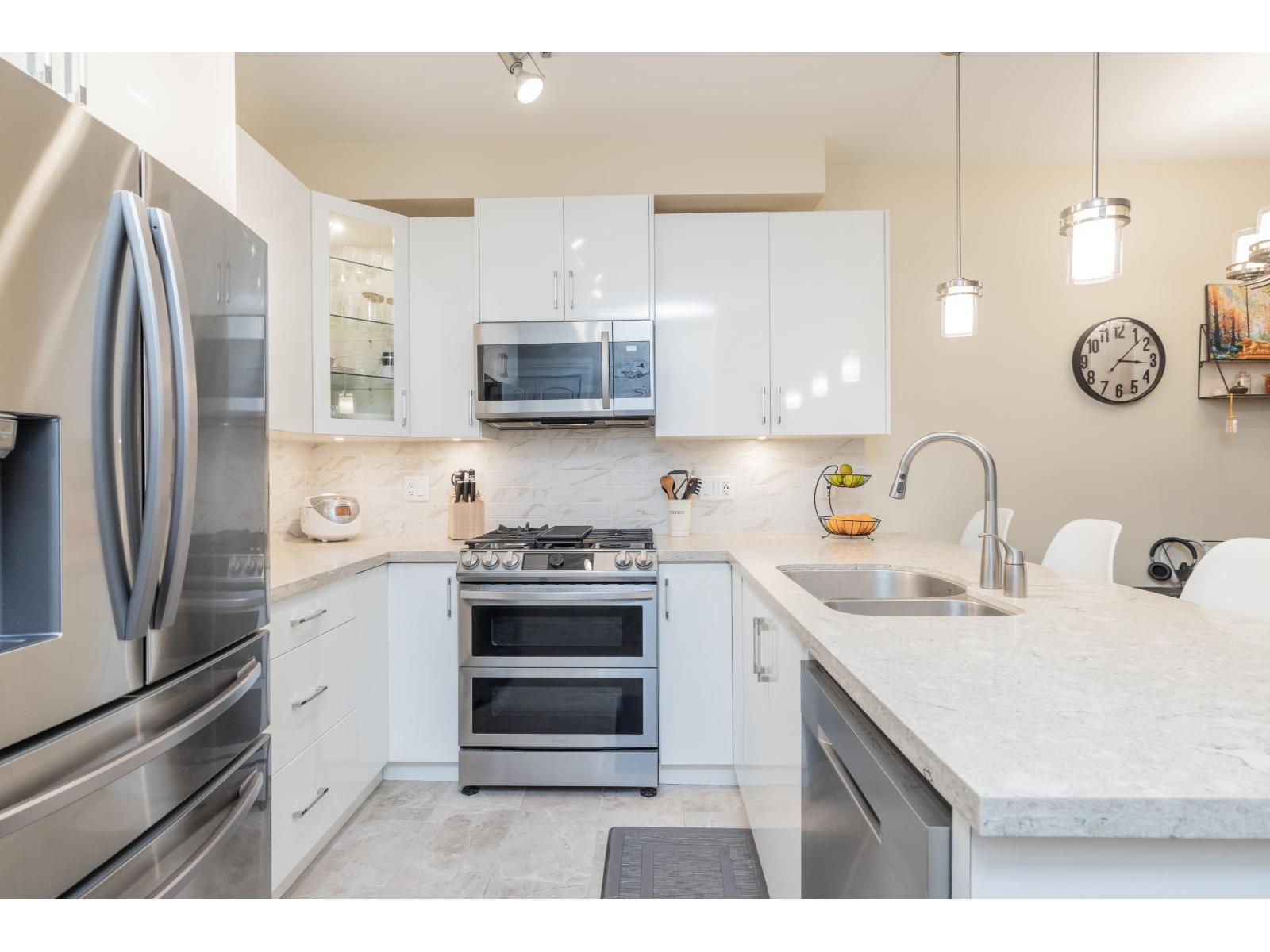 111 8538 203a Street, Langley, British Columbia  V2Y 3P9 - Photo 2 - R3115091