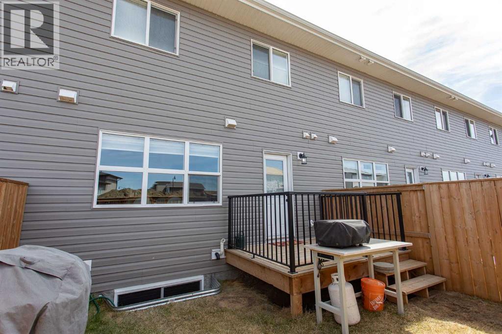 212 Halifax Close, Penhold, Alberta  T0M 1R0 - Photo 27 - A2309276