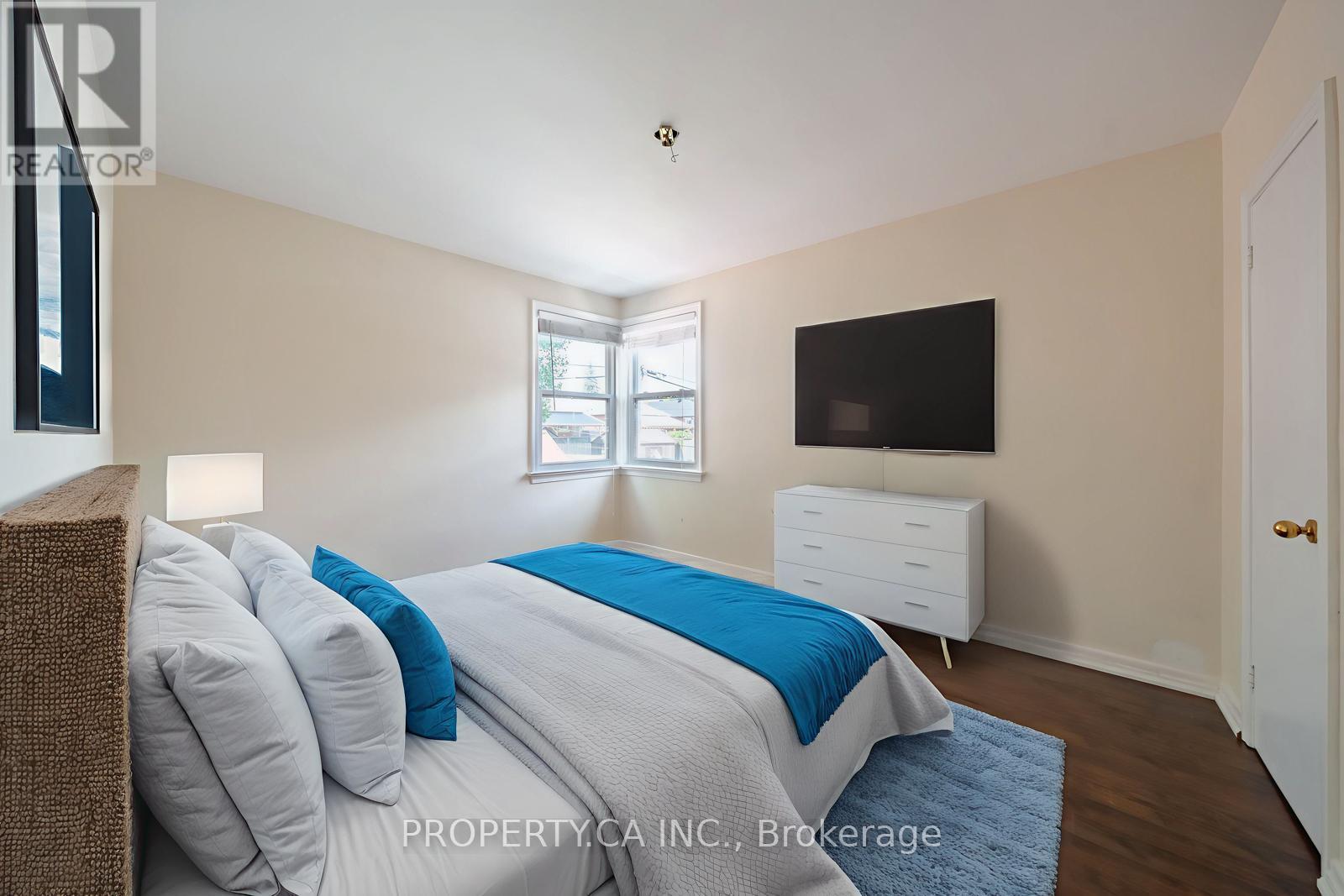 1592 Pharmacy Avenue, Toronto, Ontario  M1R 2K7 - Photo 9 - E13103756