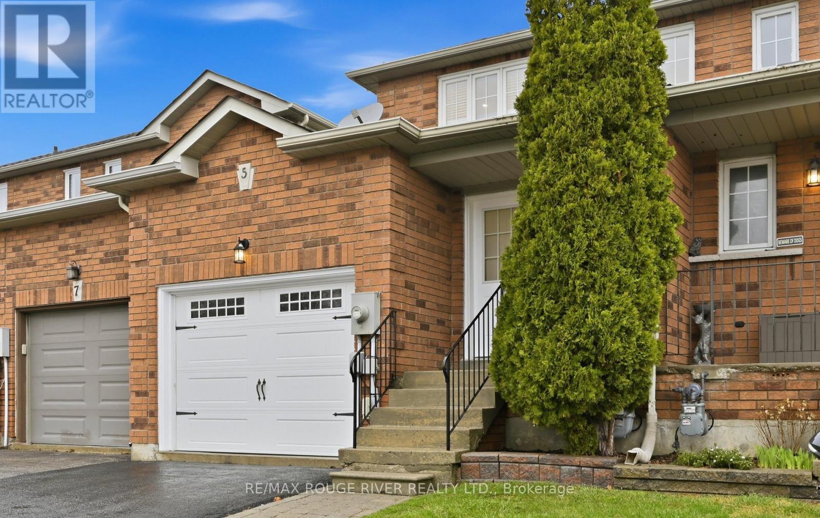 5 Somerscales Drive, Clarington, Ontario  L1C 5B6 - Photo 2 - E13103868