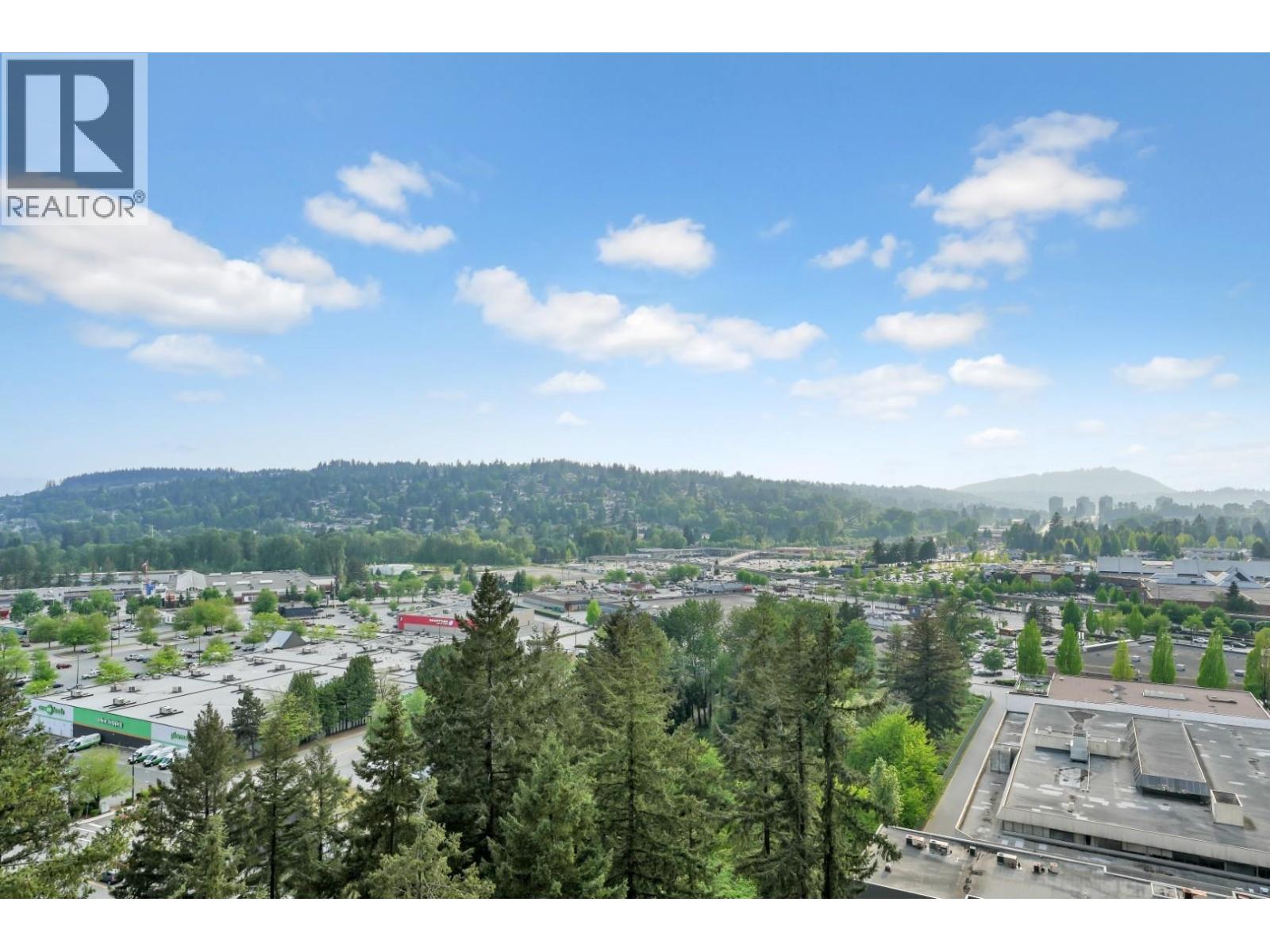 2105 3080 Lincoln Avenue, Coquitlam, British Columbia  V3B 0L9 - Photo 4 - R3120101