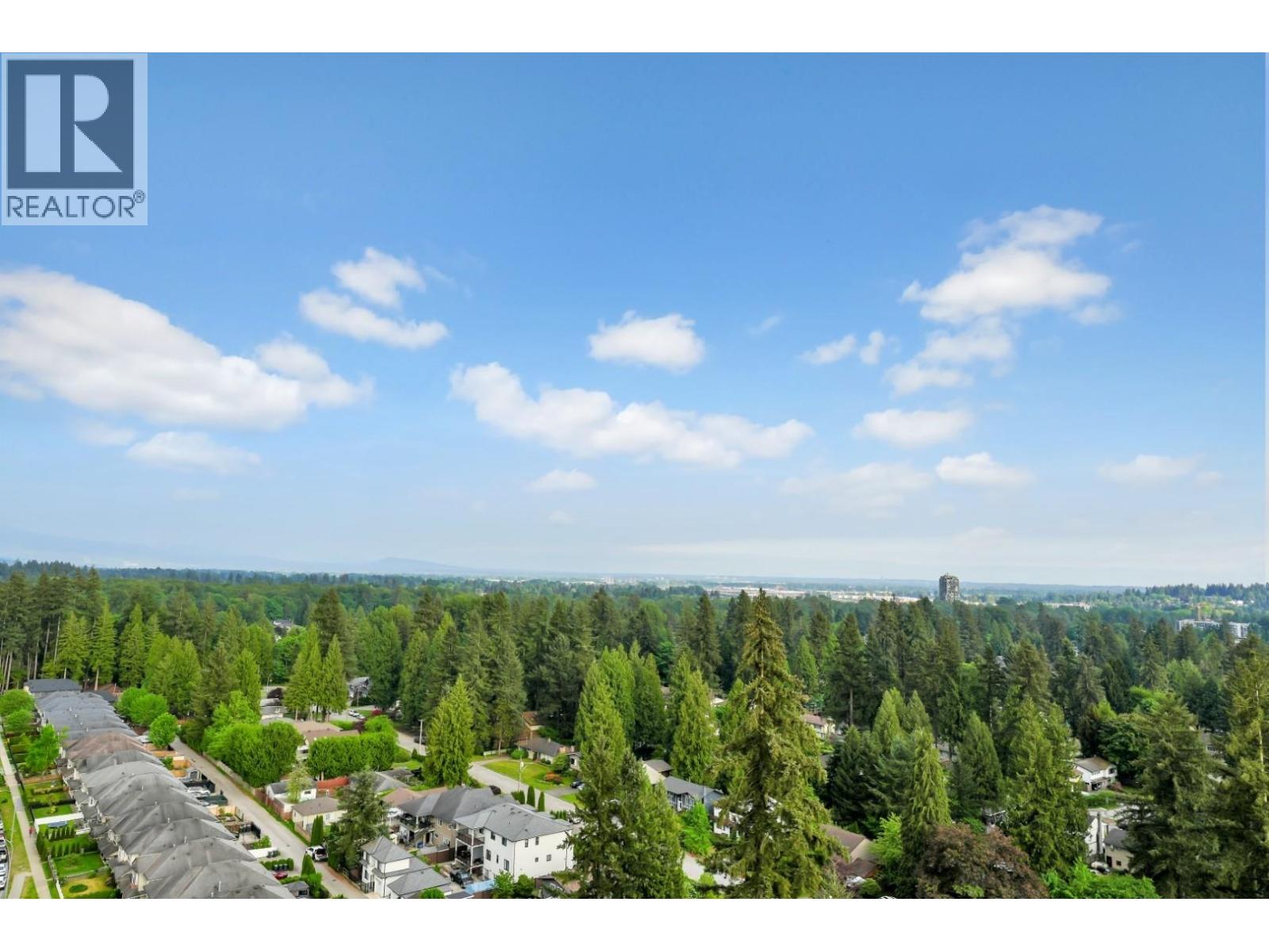 2105 3080 Lincoln Avenue, Coquitlam, British Columbia  V3B 0L9 - Photo 3 - R3120101