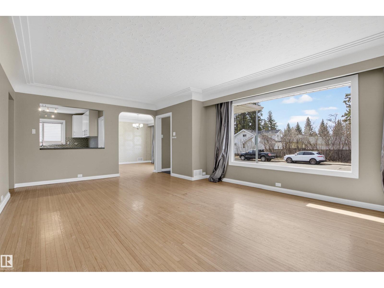 14232 95 Av Nw, Edmonton, Alberta  T5N 0A5 - Photo 5 - E4486637