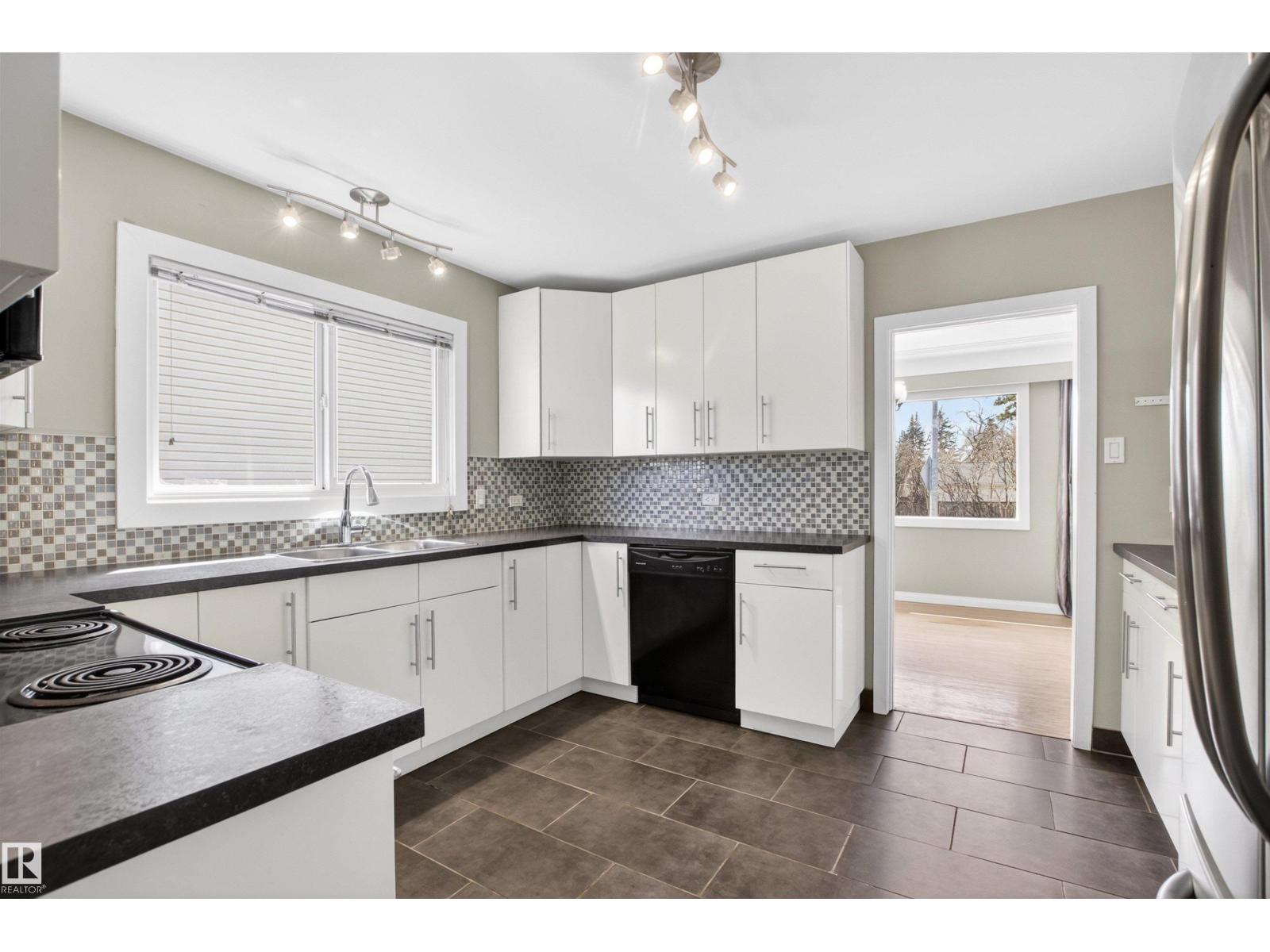 14232 95 Av Nw, Edmonton, Alberta  T5N 0A5 - Photo 9 - E4486637