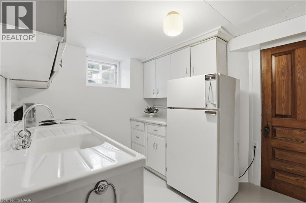 44 Dupont Street, Waterloo, Ontario  N2J 2G9 - Photo 22 - 40825855