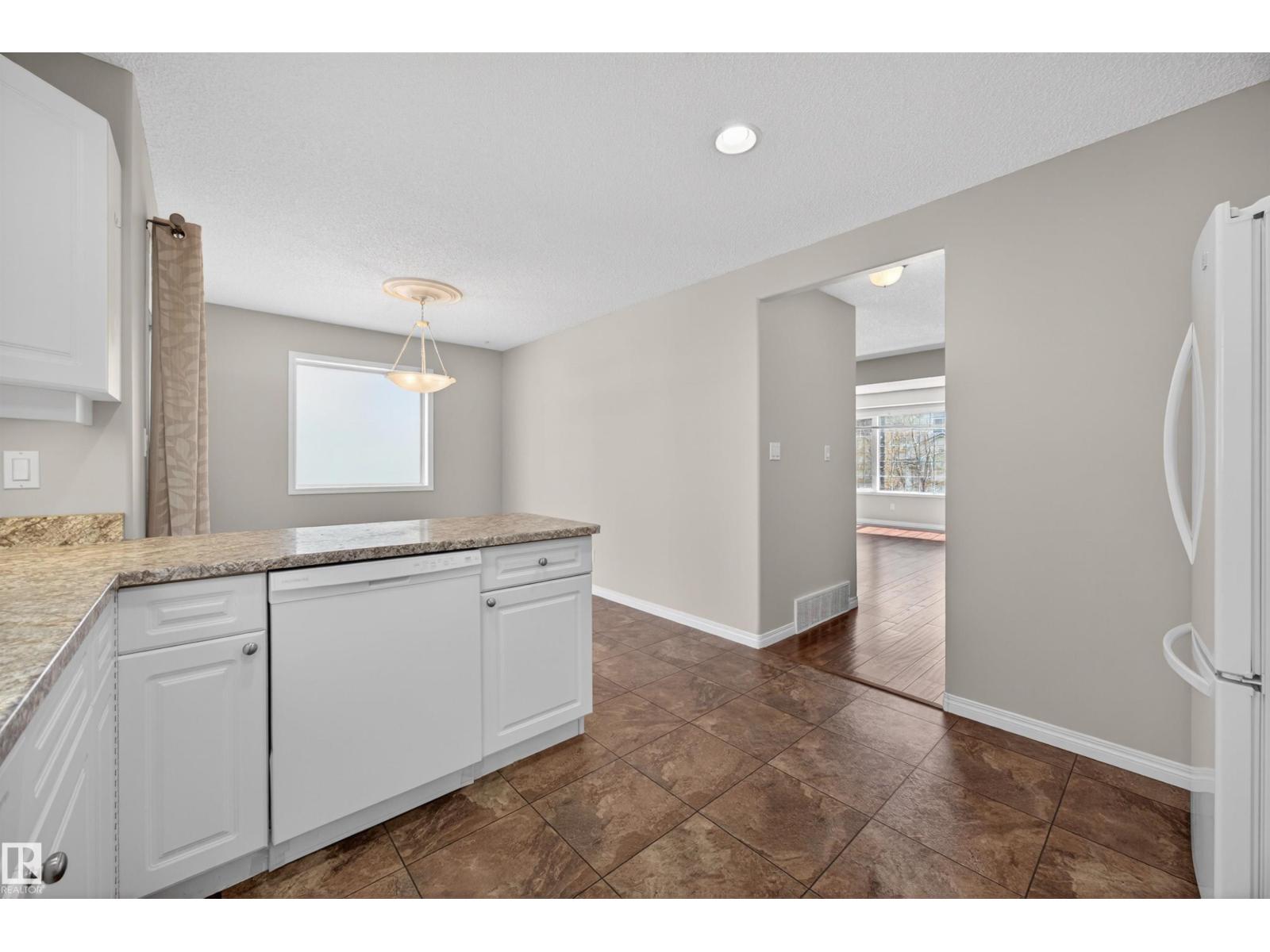 #27 9935 167 St Nw Nw, Edmonton, Alberta  T5P 4Y6 - Photo 12 - E4486640