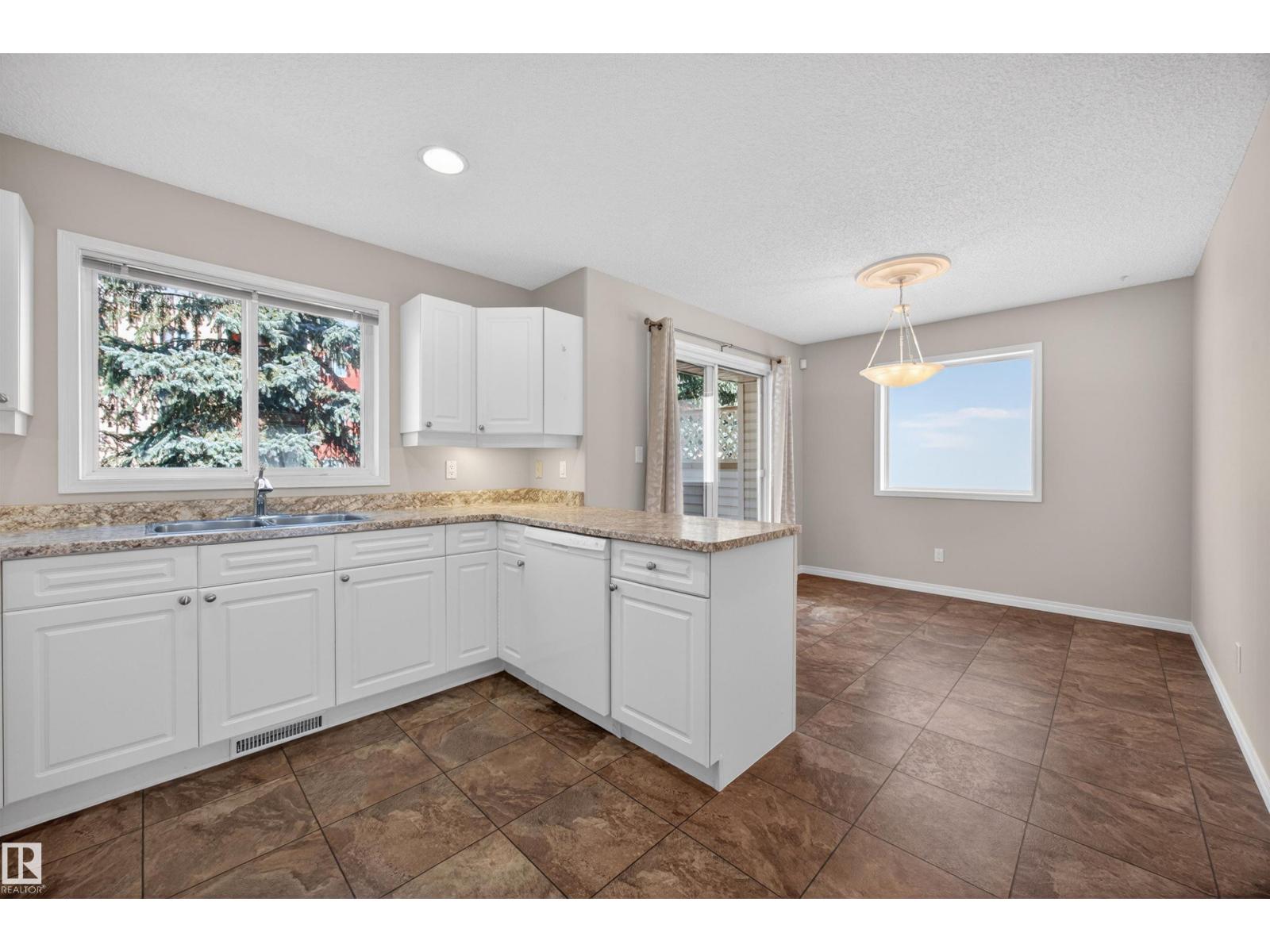 #27 9935 167 St Nw Nw, Edmonton, Alberta  T5P 4Y6 - Photo 7 - E4486640