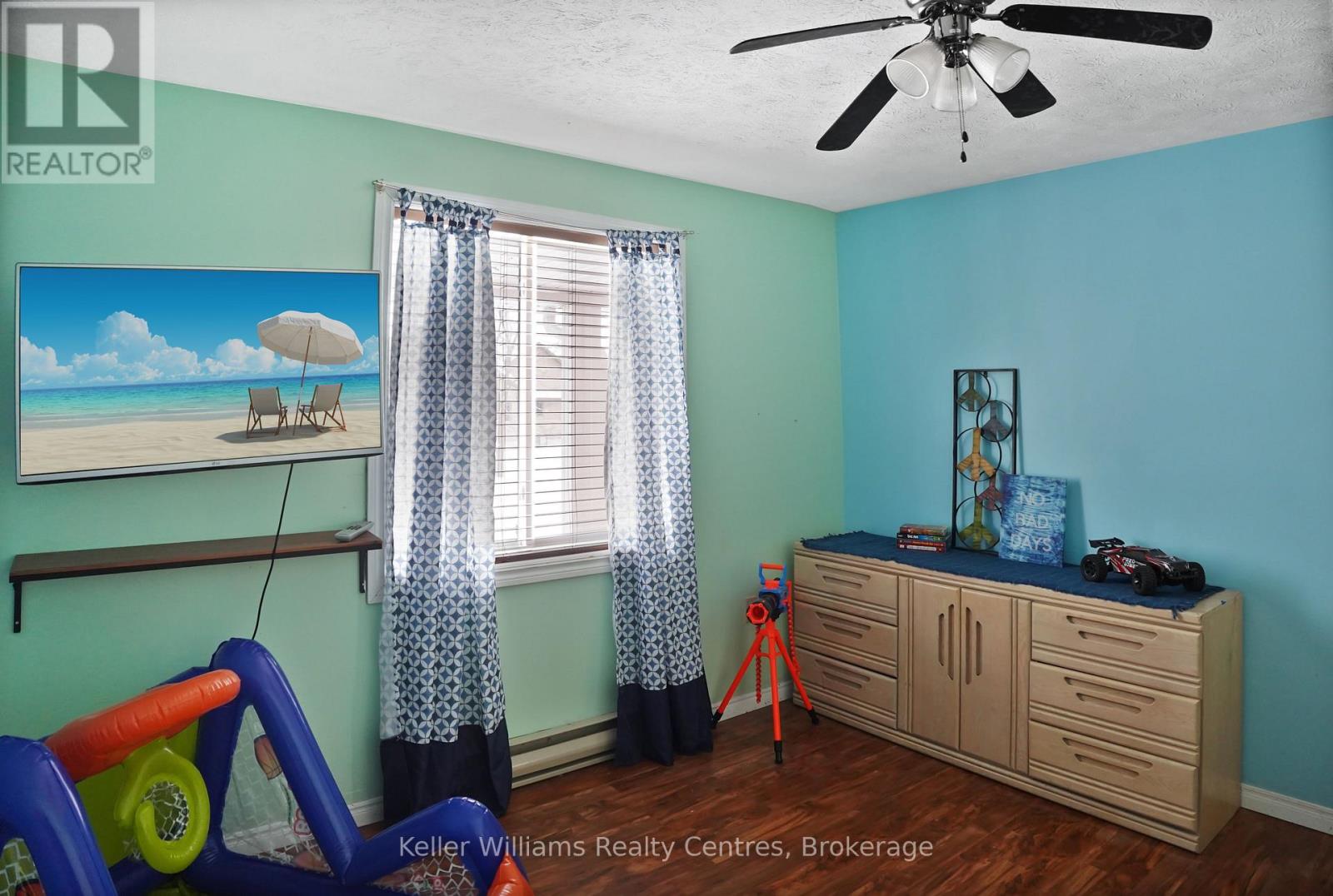 27 Pine Tree Drive, South Bruce Peninsula, Ontario  N0H 1P0 - Photo 17 - X12630506