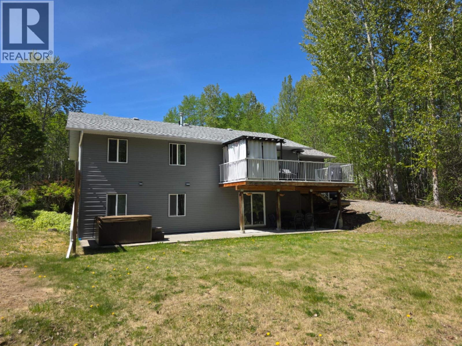 360 Dawson Street, Quesnel, British Columbia  V2J 6A9 - Photo 2 - R3121373