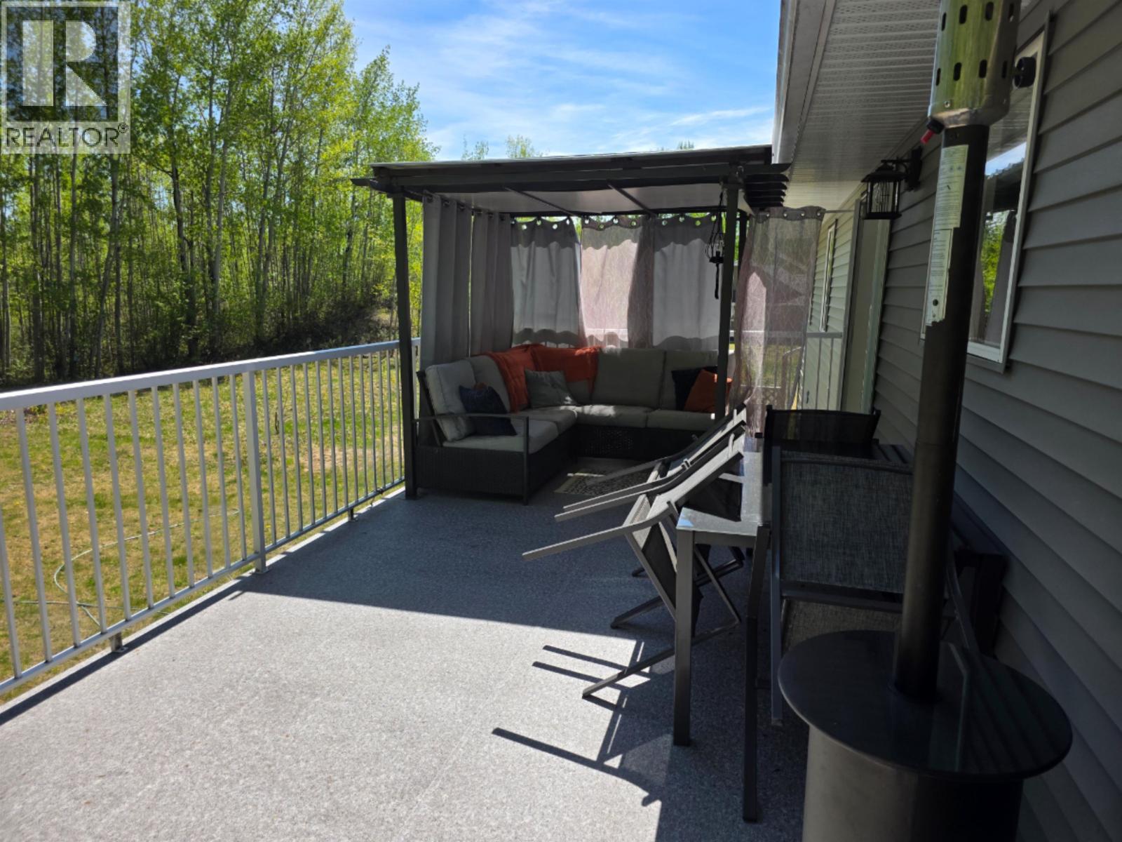 360 Dawson Street, Quesnel, British Columbia  V2J 6A9 - Photo 3 - R3121373