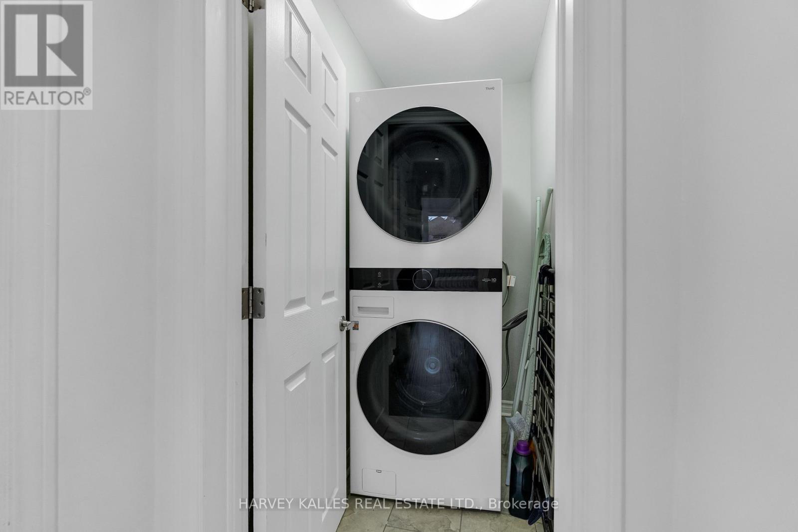 326 Glenholme Avenue, Toronto, Ontario  M6E 3E3 - Photo 28 - C13091850